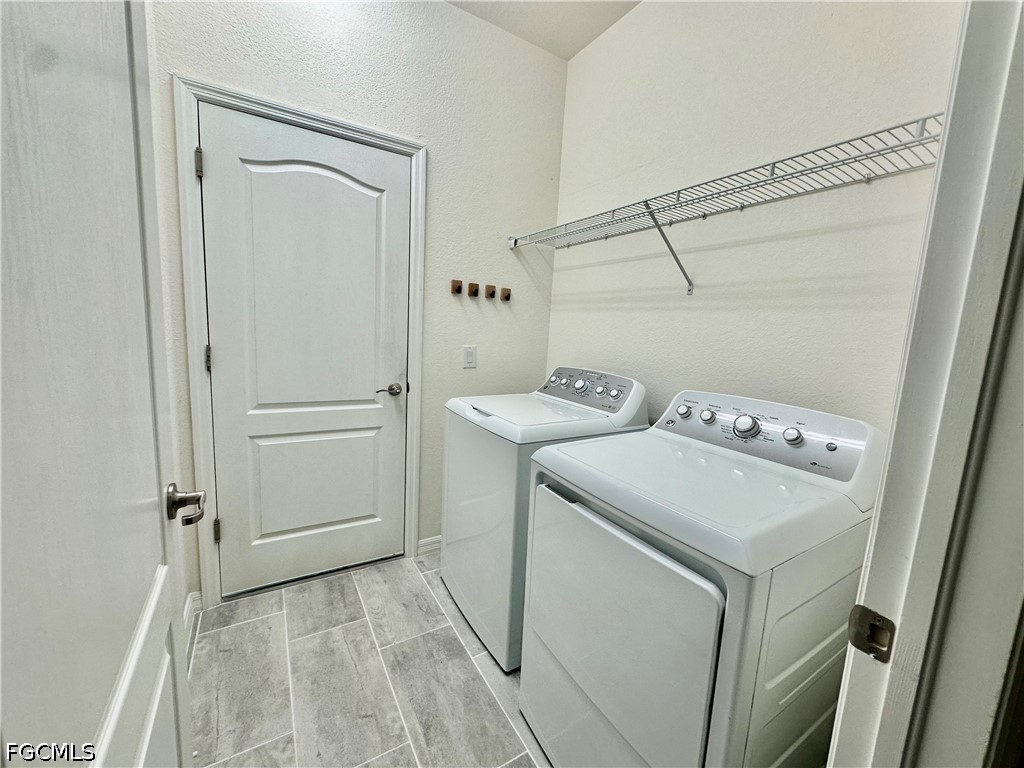 12952 Broomfield Lane Fort Myers FL 33913 2026017525 image11