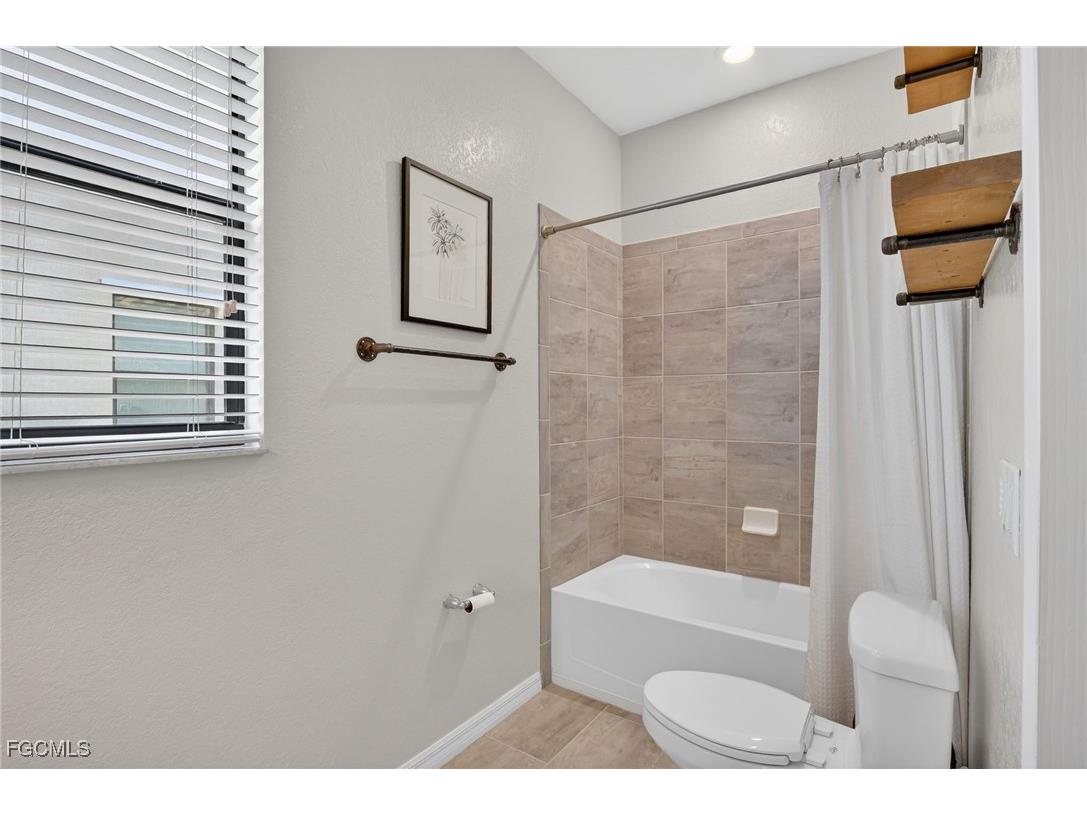 12960 Broomfield Lane Fort Myers FL 33913 2026004824 image27