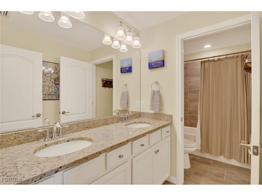 12960 Broomfield Lane Fort Myers FL 33913 2026004824 image30