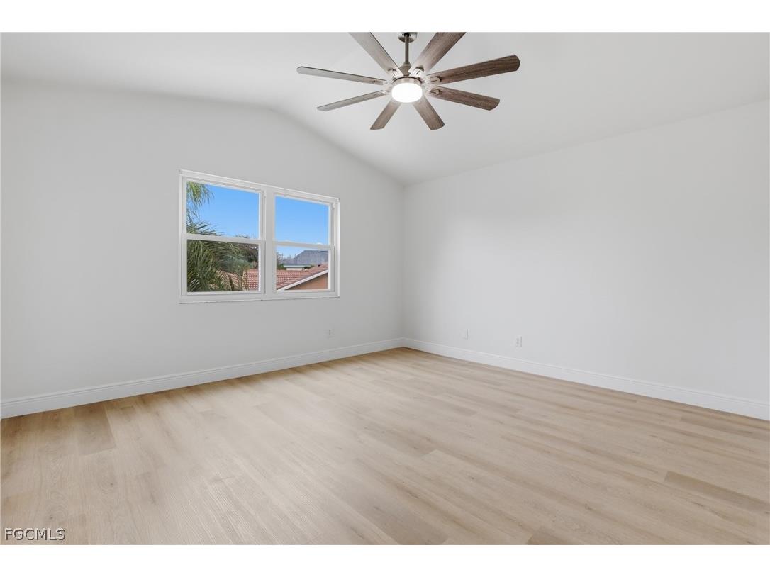 12960 Eagle Pointe Circle Fort Myers FL 33913 2026007346 image18