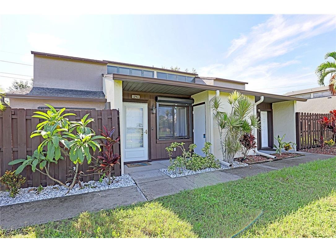 12961 Sandpoint Court Fort Myers FL 33919 2026005637 image1