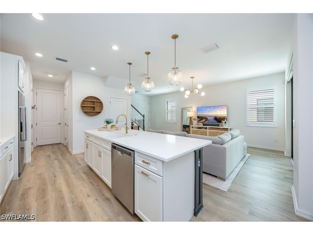 12964 Pembroke Drive Naples FL 34105 226024682 image4