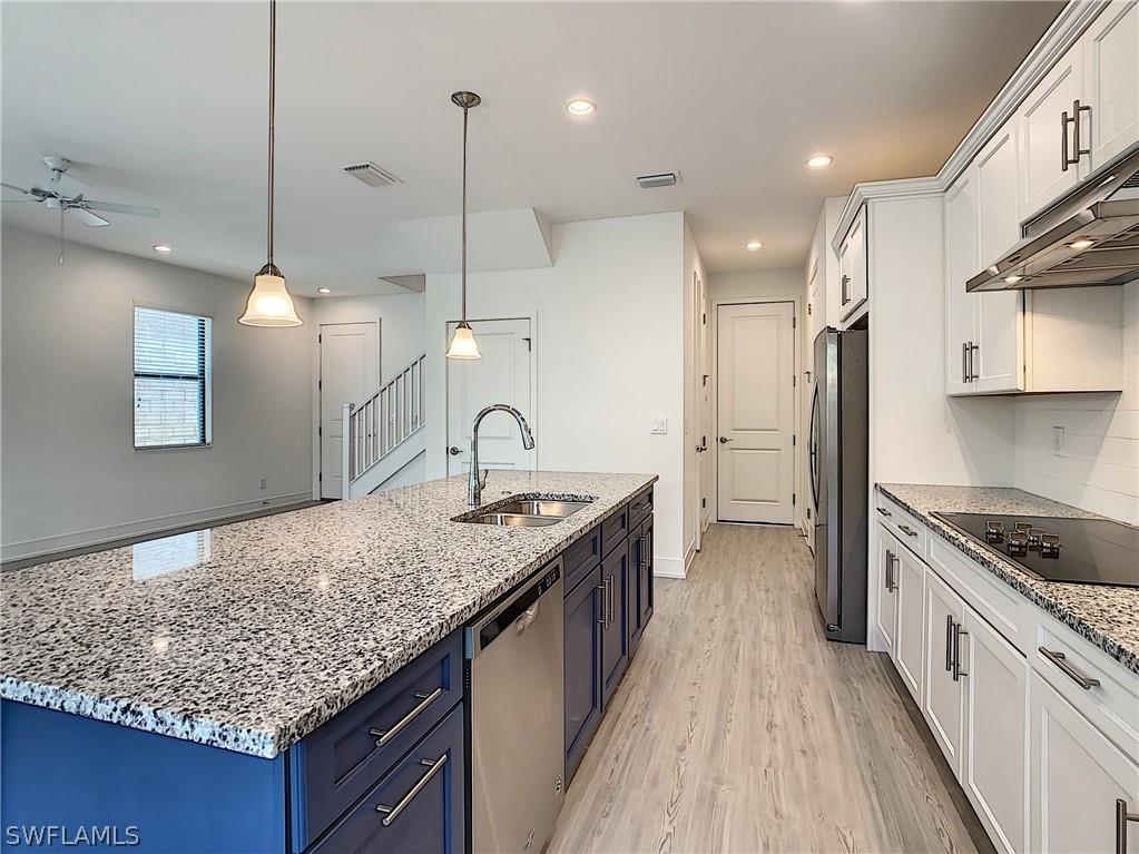 12968 Pembroke Drive Naples FL 34105 223009793 image1