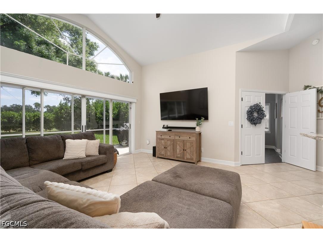12971 Eagle Pointe Circle Fort Myers FL 33913 2026016494 image18