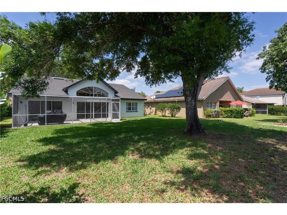 12971 Eagle Pointe Circle Fort Myers FL 33913 2026016494 image37