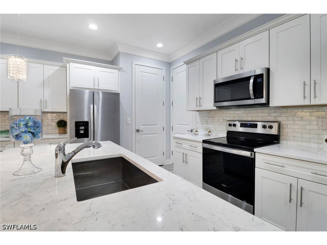 12973 Pembroke Drive Naples FL 34105 226017568 image4