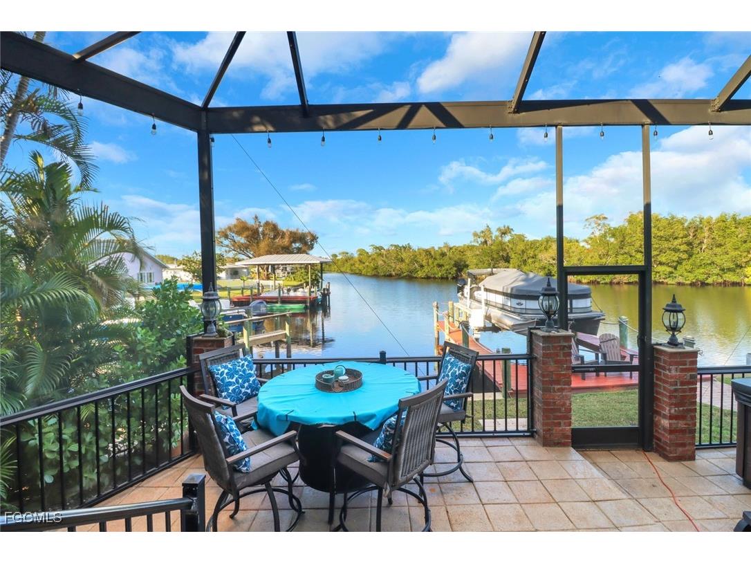 1298 Thompson Street North Fort Myers FL 33903 2025013722 image20