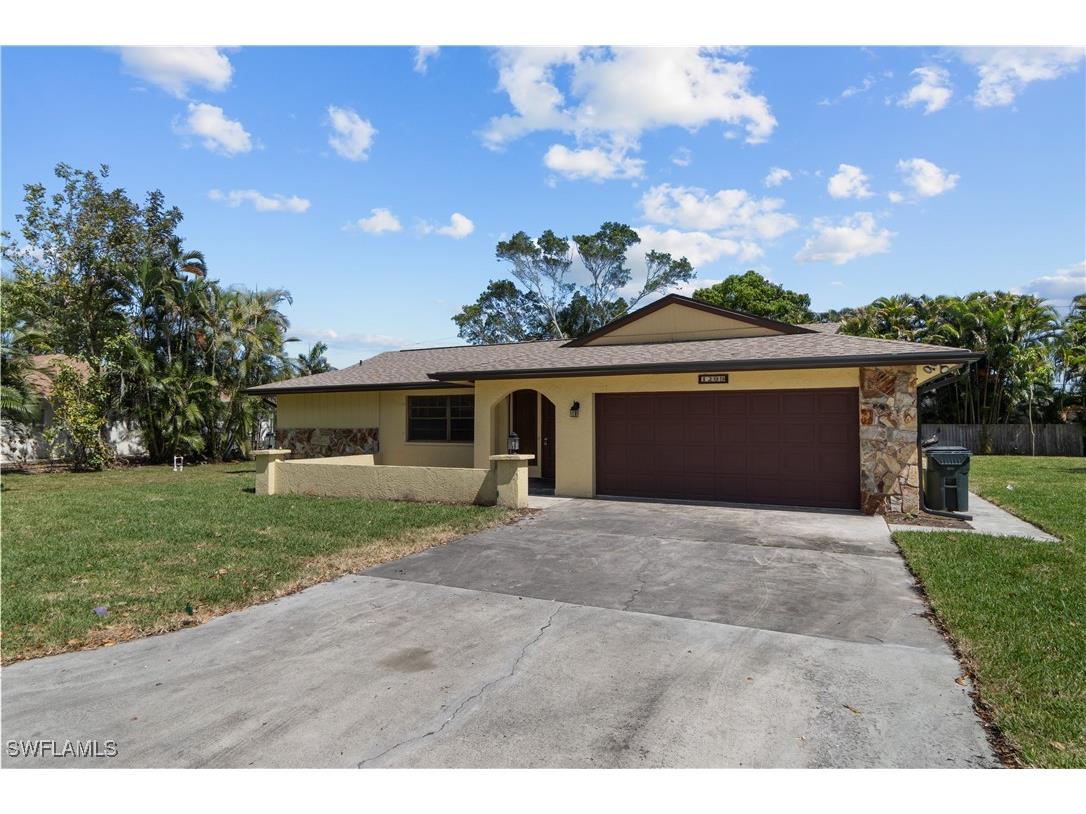 1299 Kasamada Drive Fort Myers FL 33919 225042695 image1