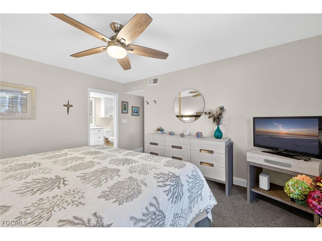 1299 Middle Gulf Drive #243 Sanibel FL 33957 2026010130 image16
