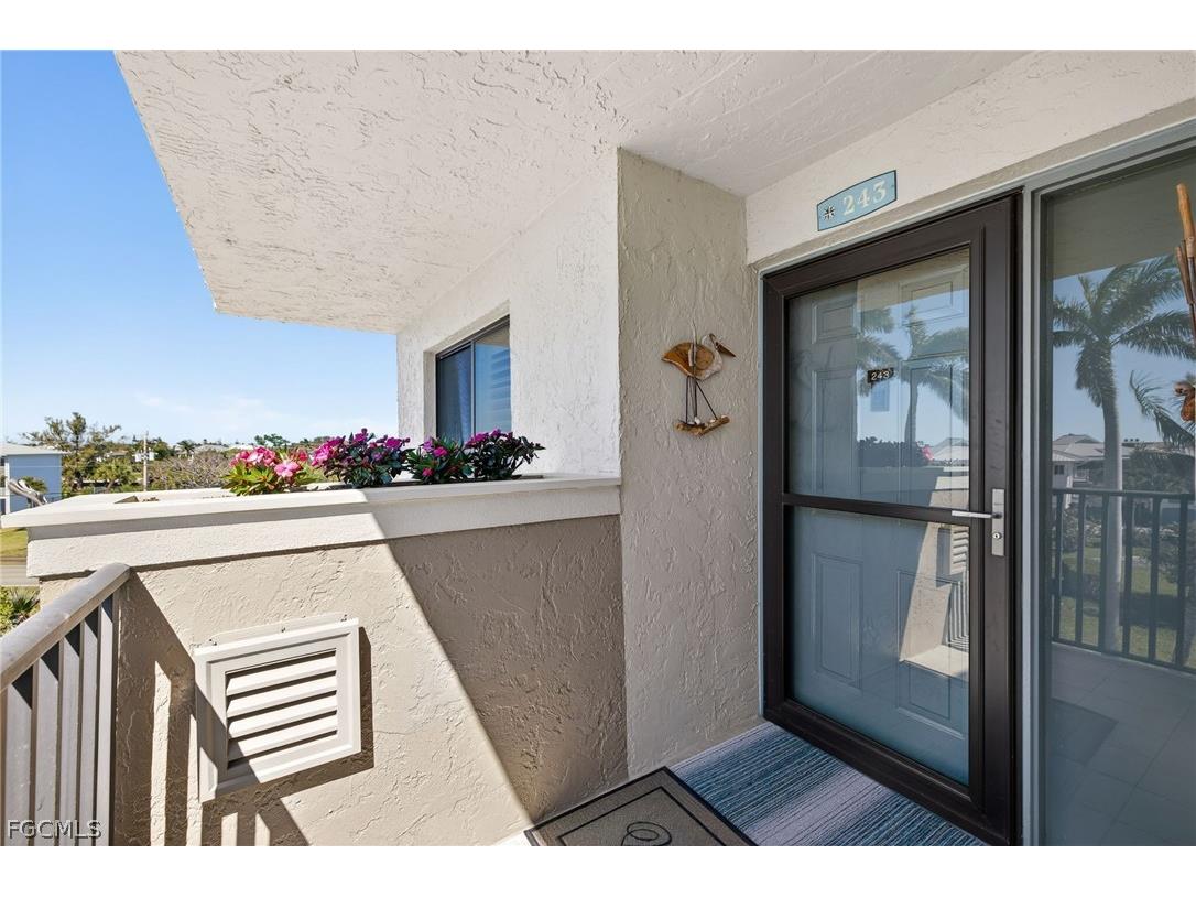 1299 Middle Gulf Drive #243 Sanibel FL 33957 2026010130 image3