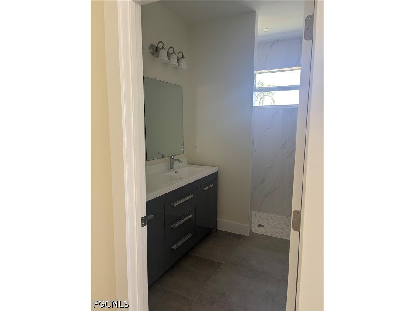 1299 Old Bridge Road North Fort Myers FL 33917 2026019240 image6