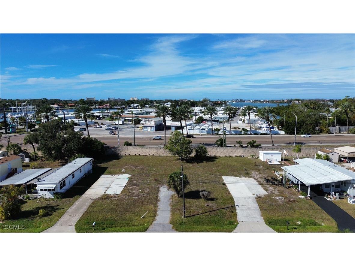 131415 Erskine Drive Venice FL 34285 2026003470 image1