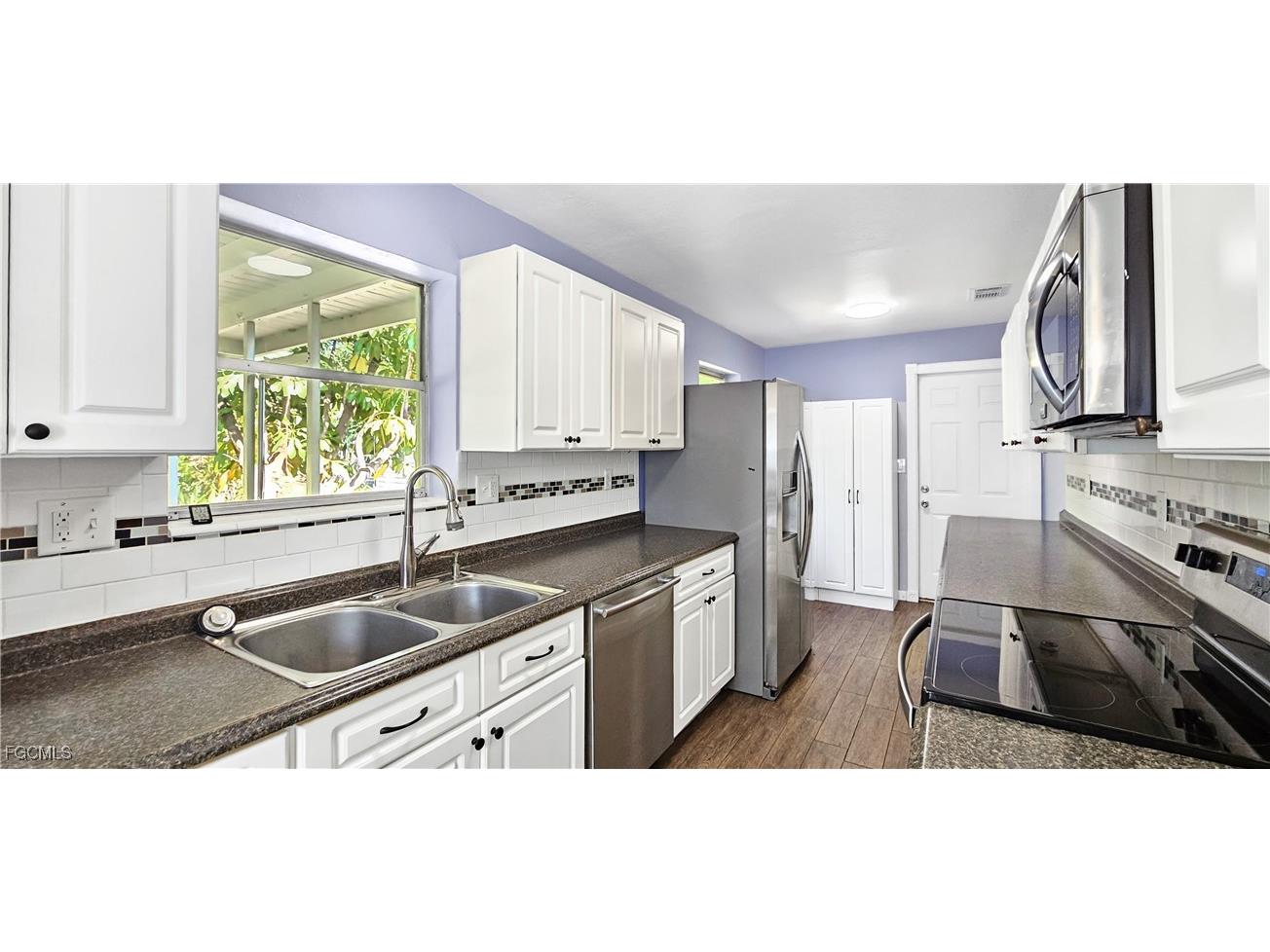 13 Broadway Circle Fort Myers FL 33901 2025019492 image1