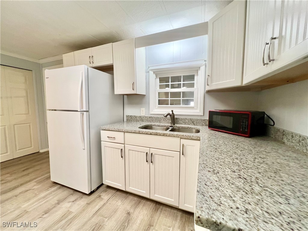 13 Cannes Drive Naples FL 34112 225069258 image9