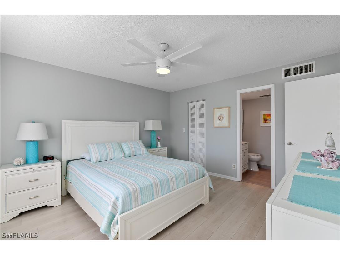13 High Point Circle N #203 Naples FL 34103 226005131 image13