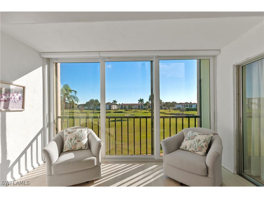 13 High Point Circle N #203 Naples FL 34103 226005131 image2