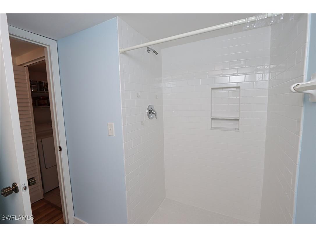 13 High Point Circle N #209 Naples FL 34103 225079890 image13