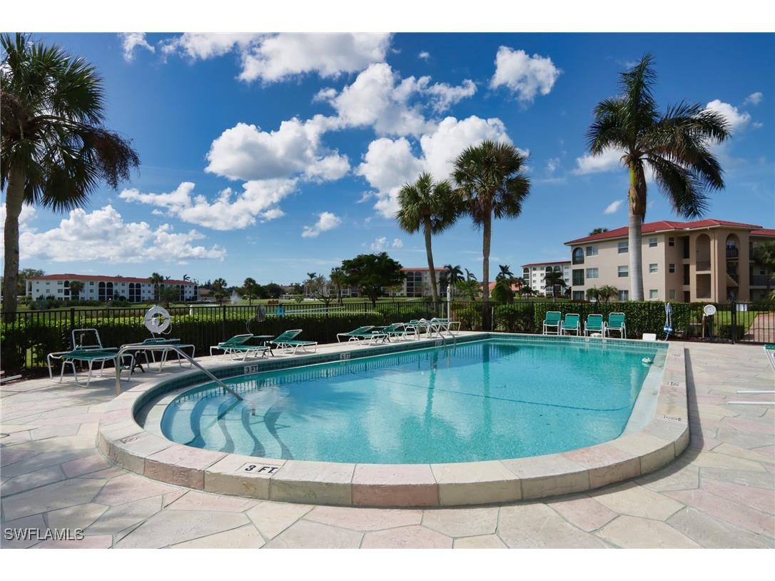 13 High Point Circle N #209 Naples FL 34103 225079890 image19