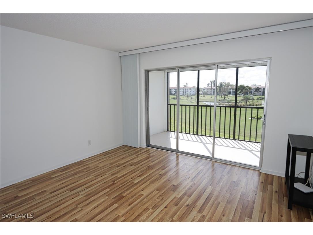 13 High Point Circle N #209 Naples FL 34103 225079890 image2