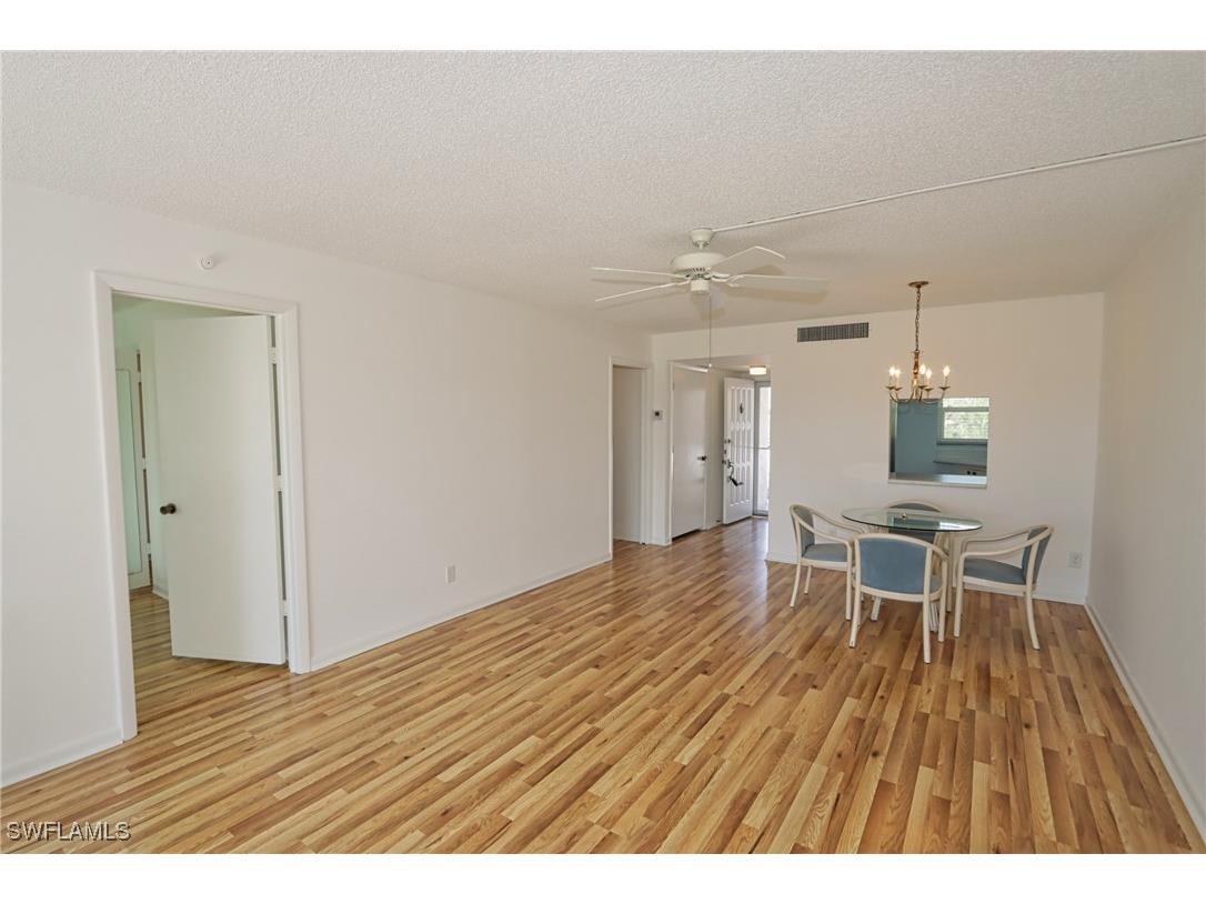 13 High Point Circle N #209 Naples FL 34103 225079890 image4