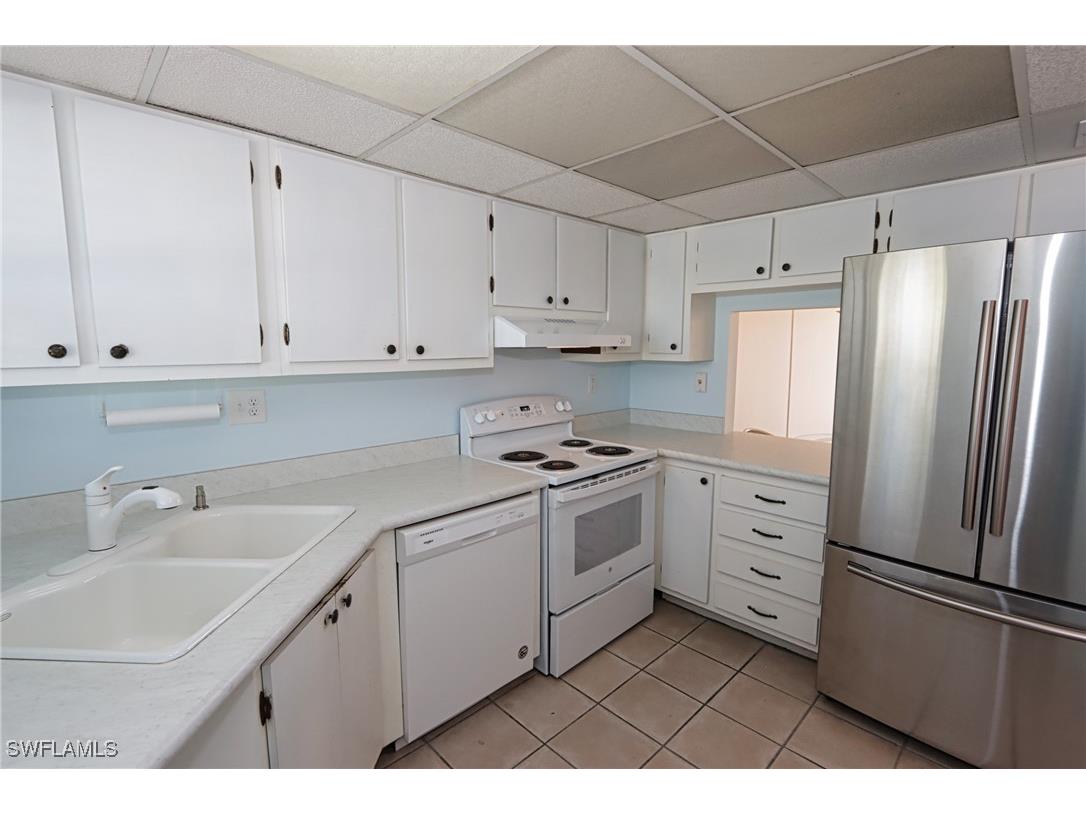 13 High Point Circle N #209 Naples FL 34103 225079890 image5