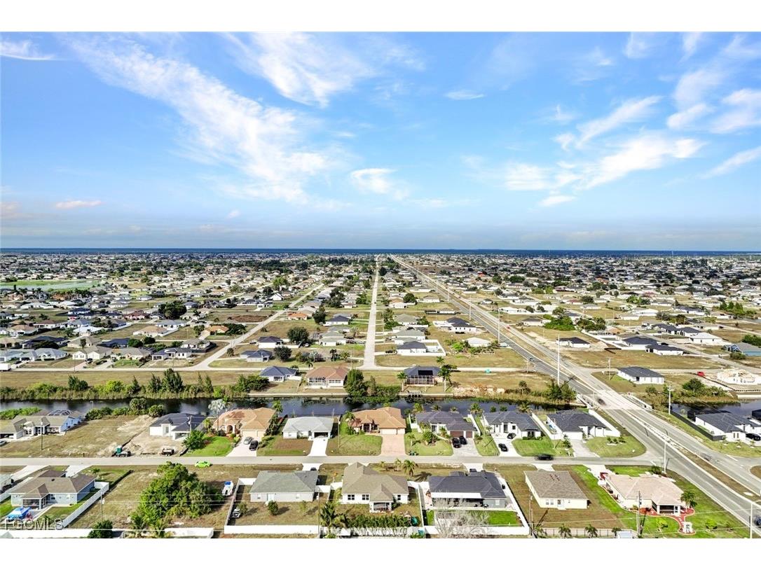 13 NW 8th Terrace Cape Coral FL 33993 2025023775 image24
