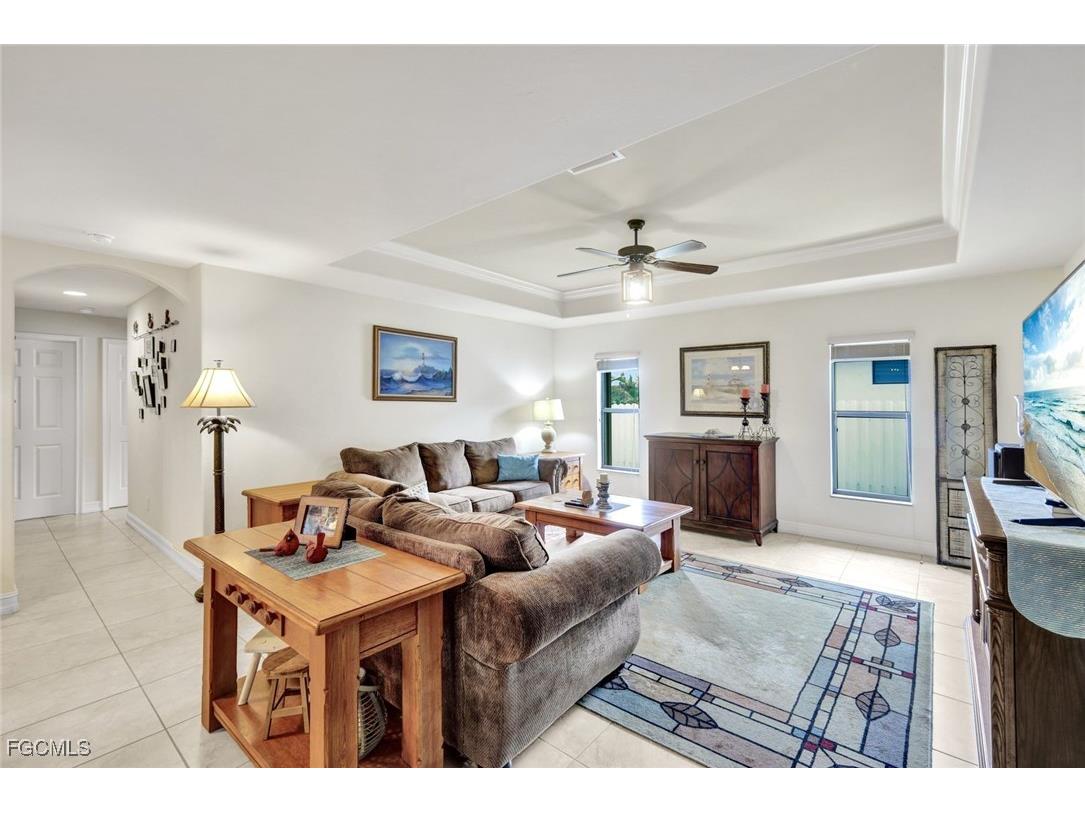 13 NW 8th Terrace Cape Coral FL 33993 2025023775 image7