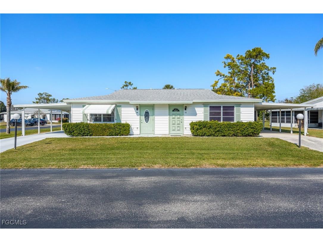 13 Pinewood Boulevard Lehigh Acres FL 33936 2025022287 image2