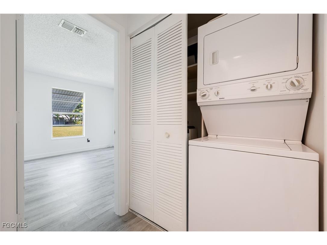 13 Pinewood Boulevard Lehigh Acres FL 33936 2025022287 image25