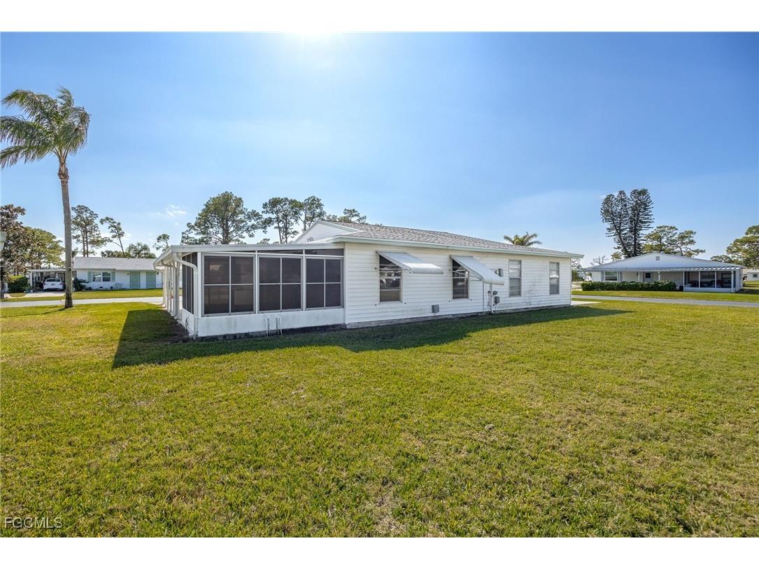 13 Pinewood Boulevard Lehigh Acres FL 33936 2025022287 image27