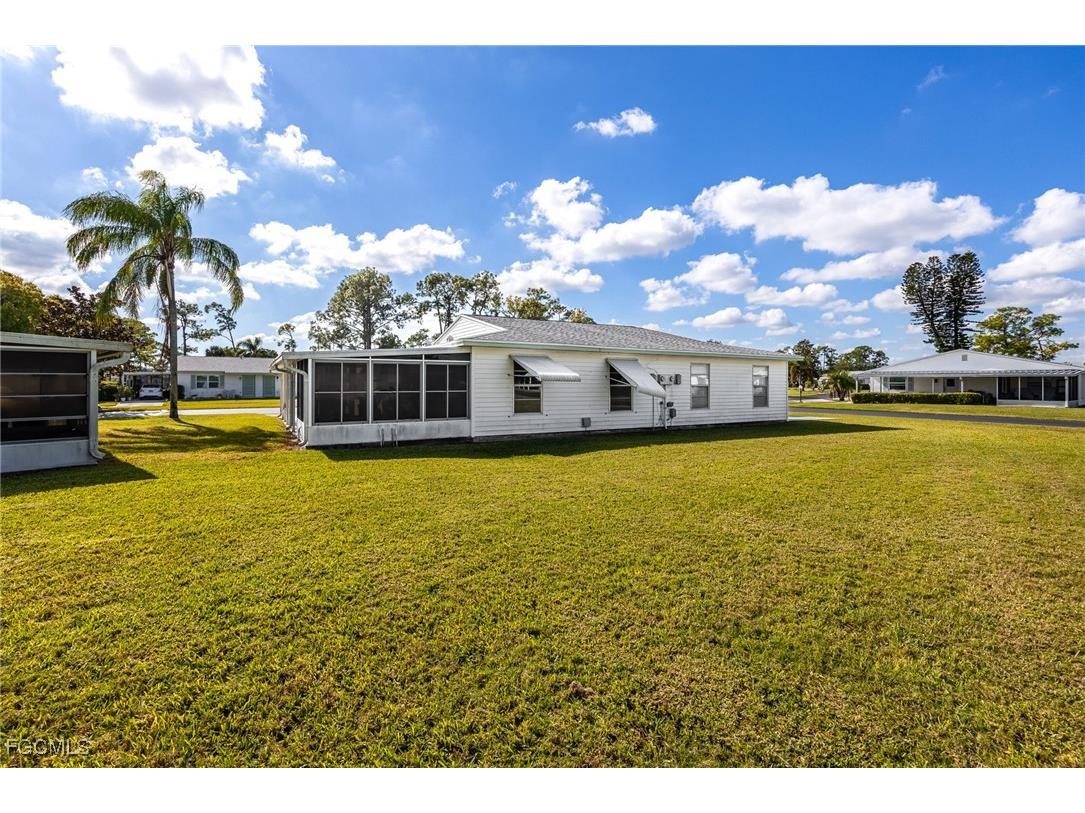 13 Pinewood Boulevard Lehigh Acres FL 33936 2025022287 image31