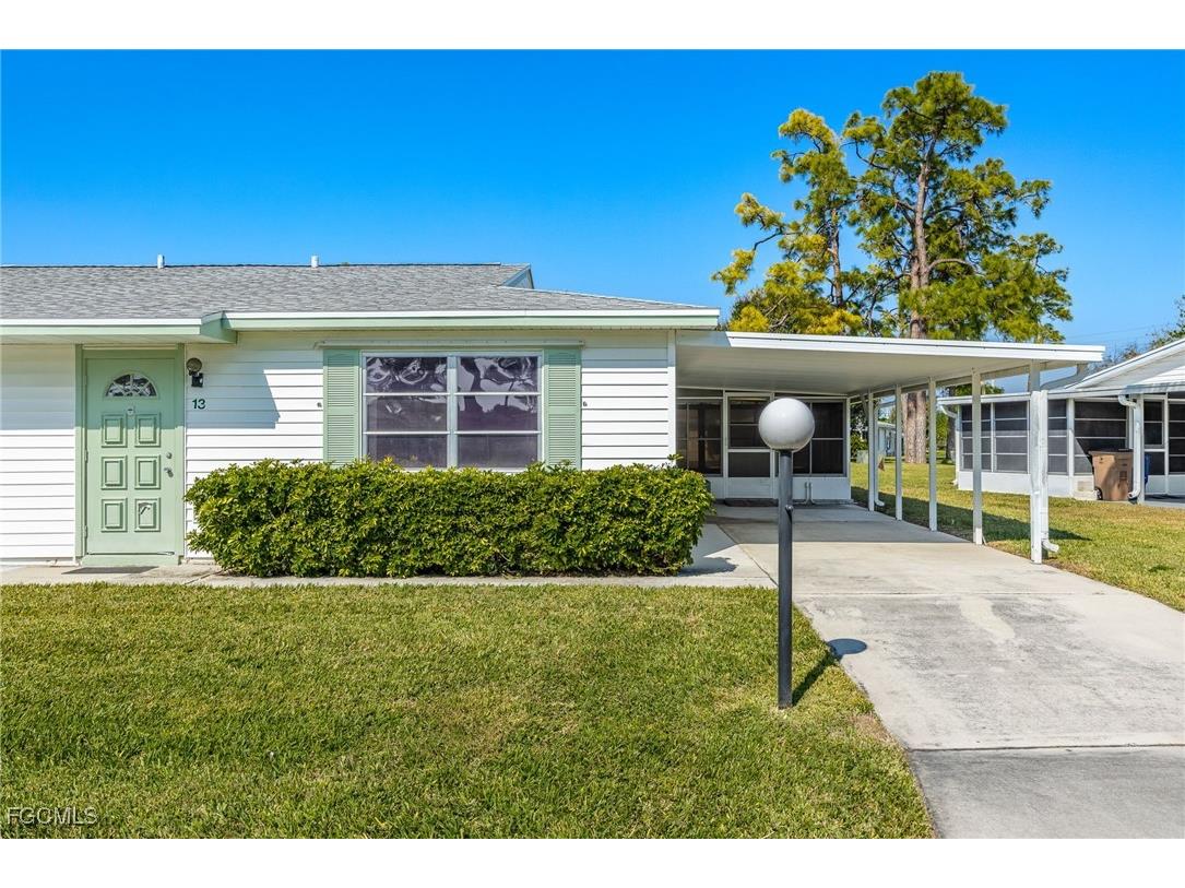 13 Pinewood Boulevard Lehigh Acres FL 33936 2025022287 image4