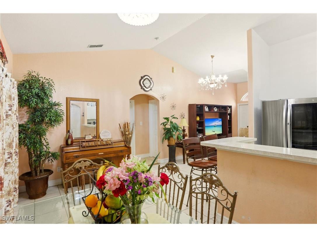 130 6th Street NE Naples FL 34120 226001381 image19