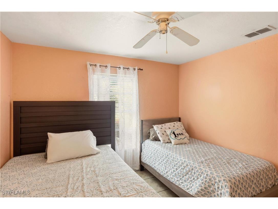 130 6th Street NE Naples FL 34120 226001381 image21