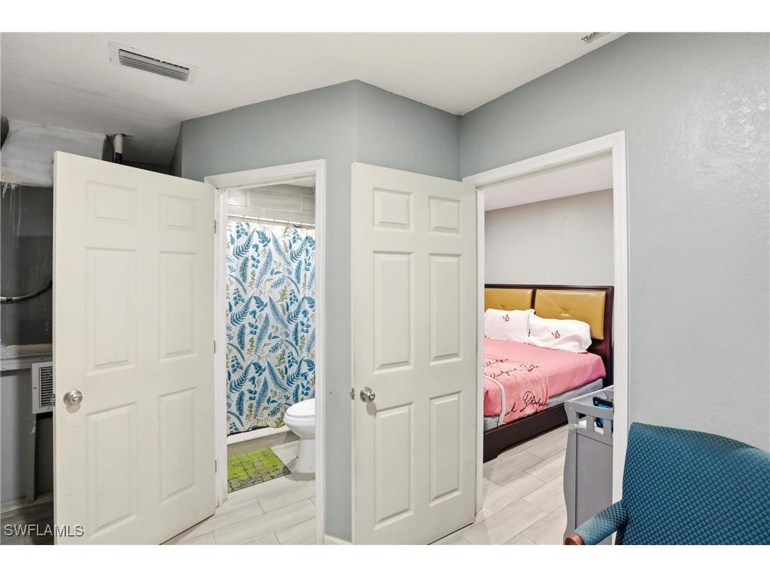 130 6th Street NE Naples FL 34120 226001381 image32