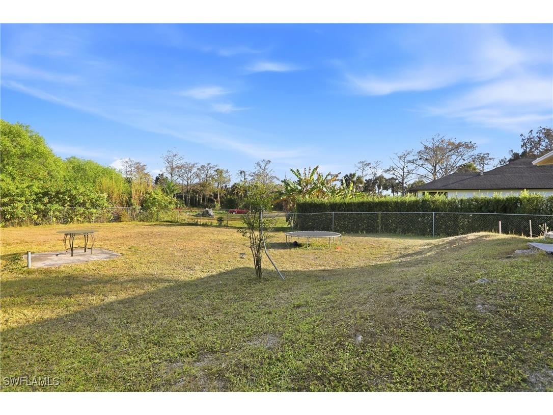 130 6th Street NE Naples FL 34120 226001381 image38