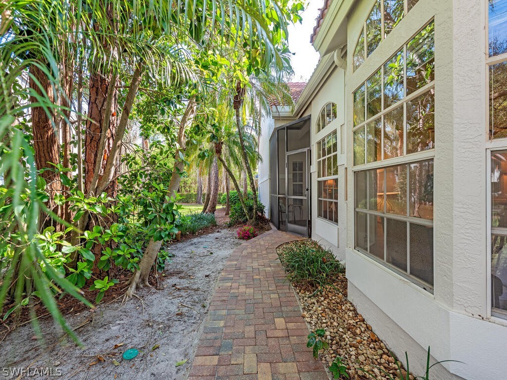130 Amblewood Lane #8-801 Naples FL 34105 226011857 image2