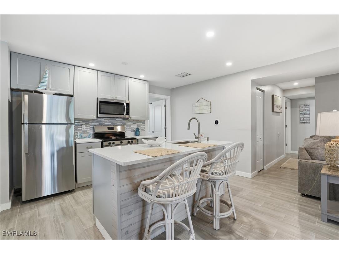 130 Bahia Viaduct Fort Myers Beach FL 33931 225075324 image26