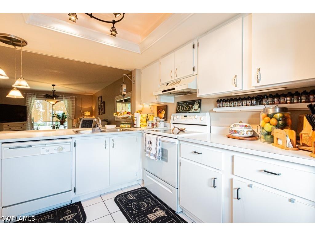 130 Cypress Way E #1 Naples FL 34110 226024439 image18