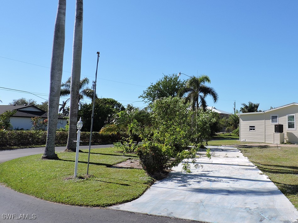 130 Dawn Street S Fort Myers FL 33908 224074925 image1