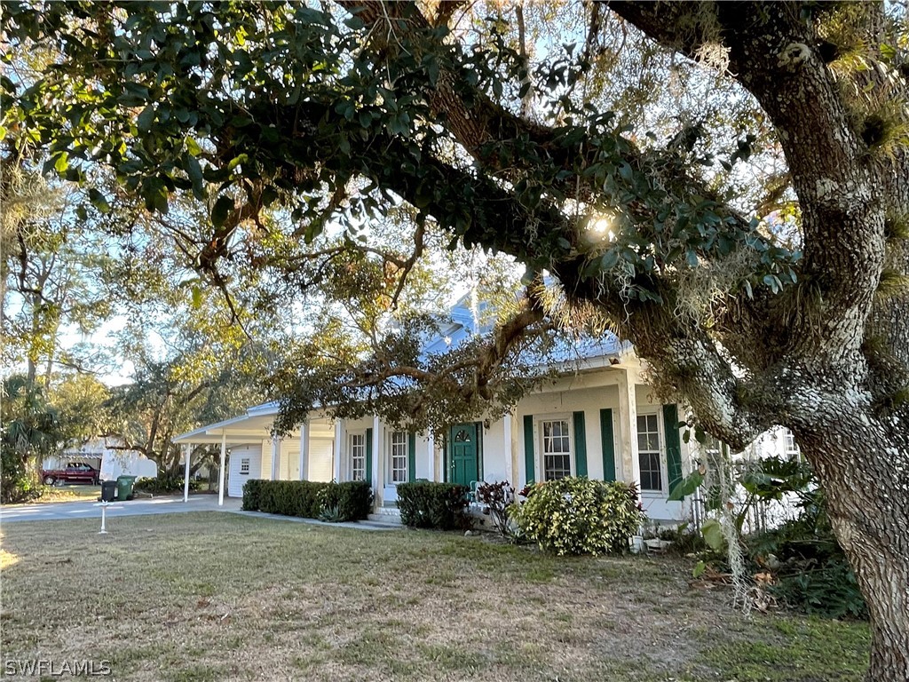 130 Florida Street Labelle FL 33935 223004737 image1