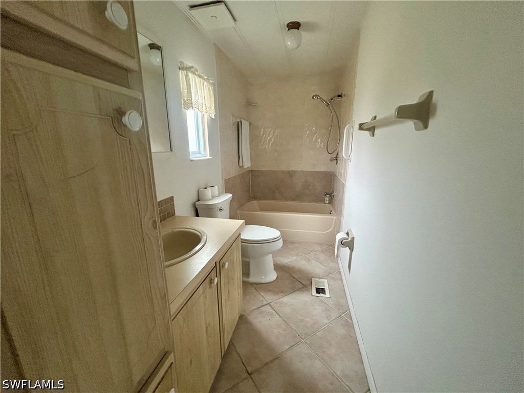 130 Grassy Key Lane #37 Naples FL 34114 226015467 image11