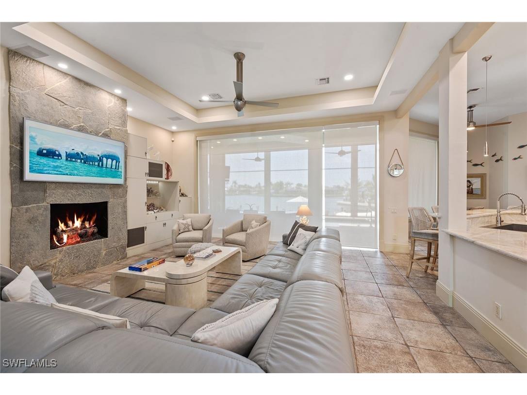 130 Hollyhock Court Marco Island FL 34145 225042242 image9