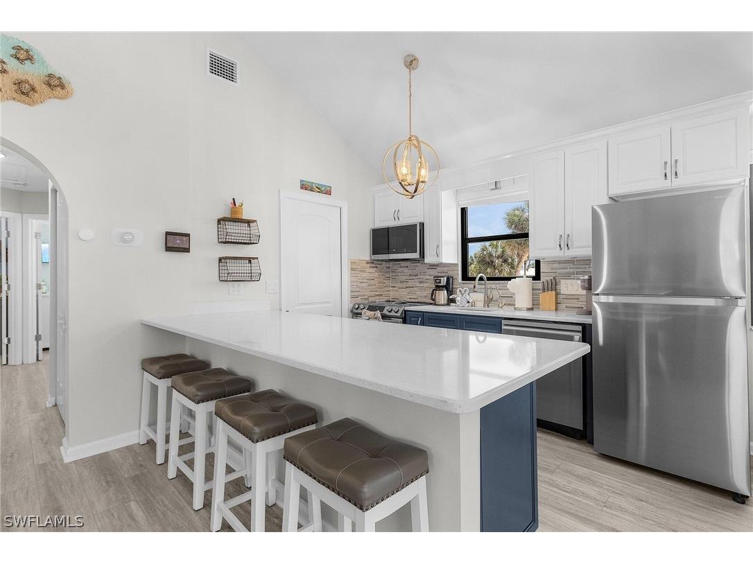 130 Madison Court Fort Myers Beach FL 33931 226010304 image10