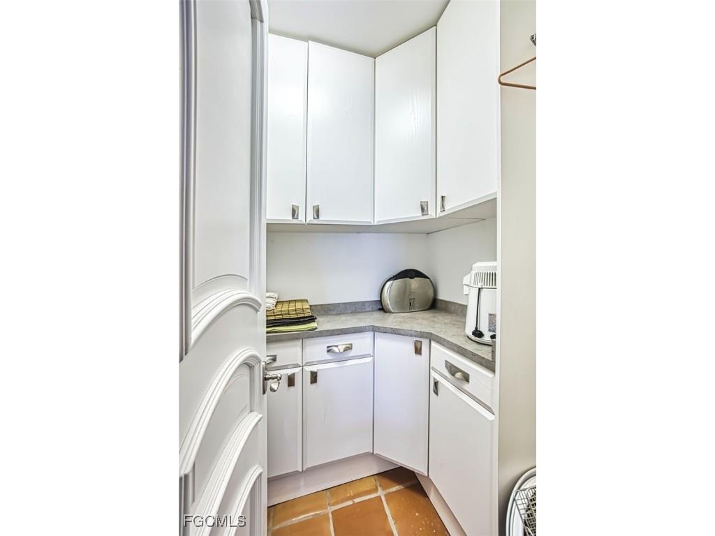 130 Montrose Drive Fort Myers FL 33919 2026004741 image10