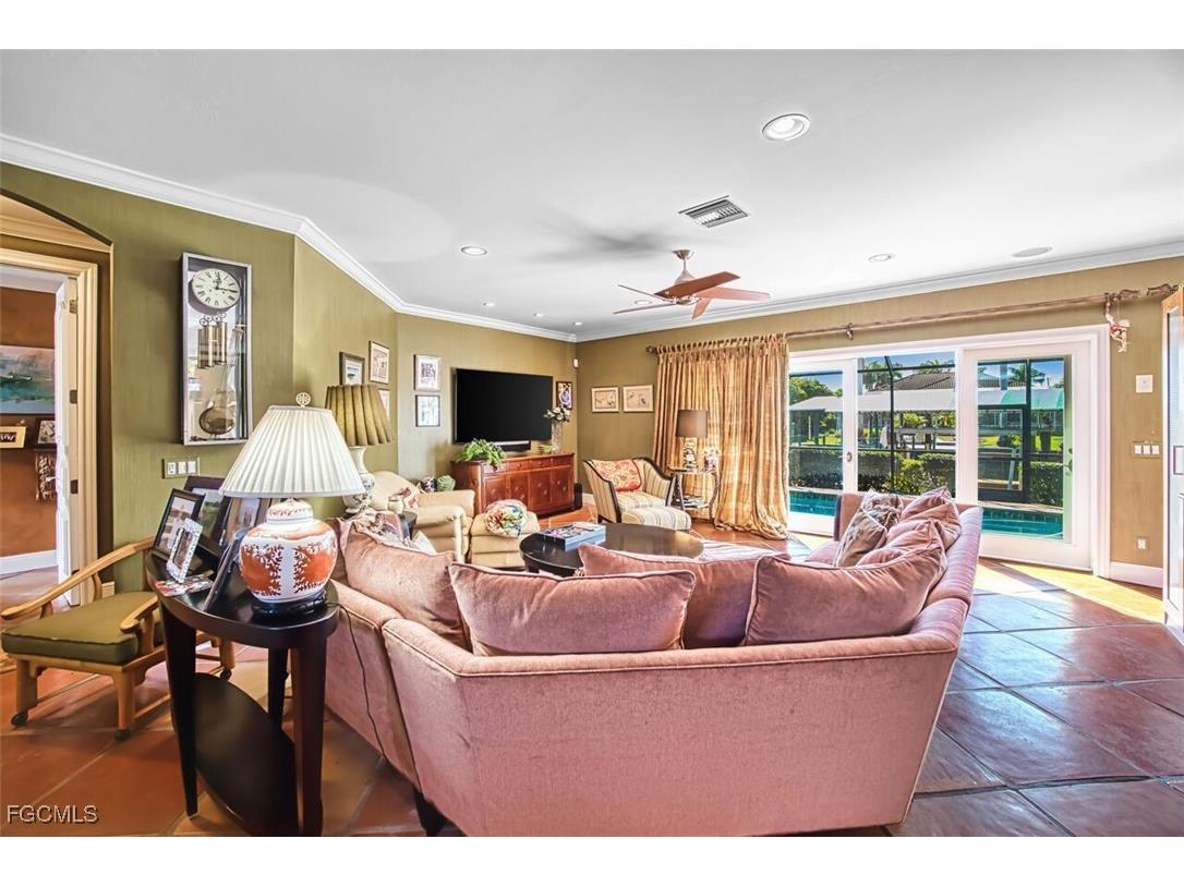130 Montrose Drive Fort Myers FL 33919 2026004741 image11