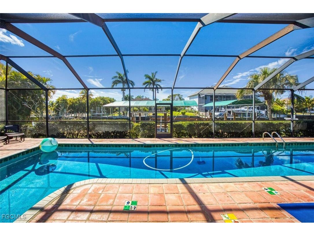 130 Montrose Drive Fort Myers FL 33919 2026004741 image35
