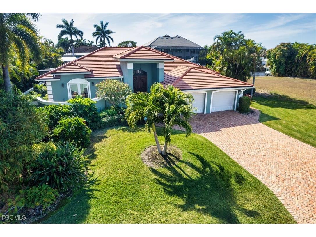 130 Montrose Drive Fort Myers FL 33919 2026004741 image4