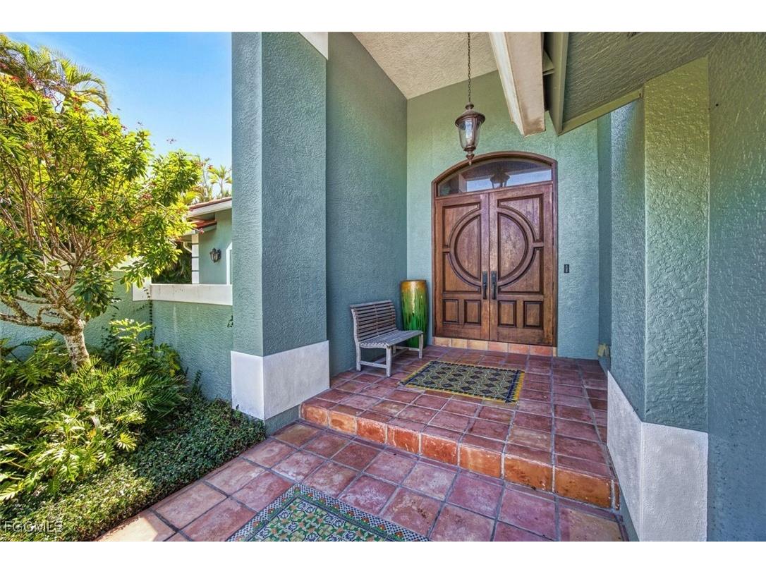 130 Montrose Drive Fort Myers FL 33919 2026004741 image6