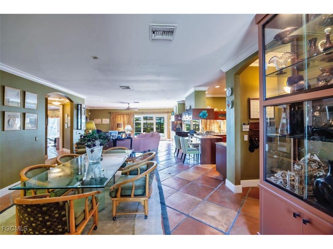 130 Montrose Drive Fort Myers FL 33919 2026004741 image8